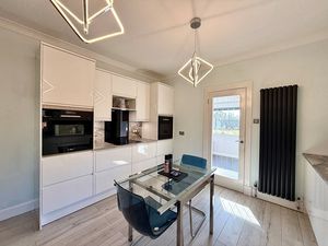 Photo 16- click for photo gallery